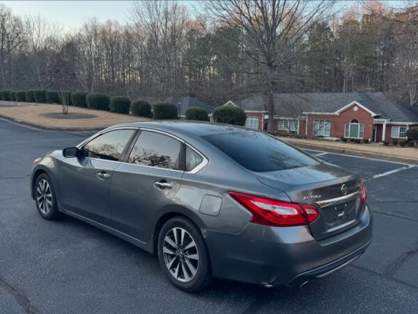 2017 Nissan Altima