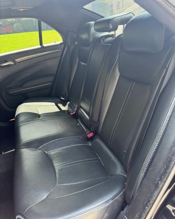 2013 Chrysler 300C