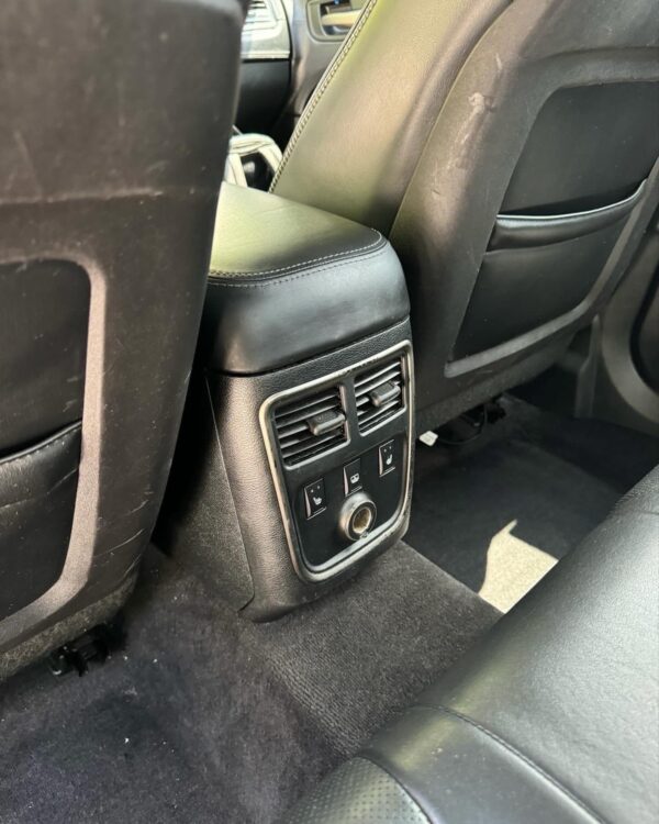 2013 Chrysler 300C